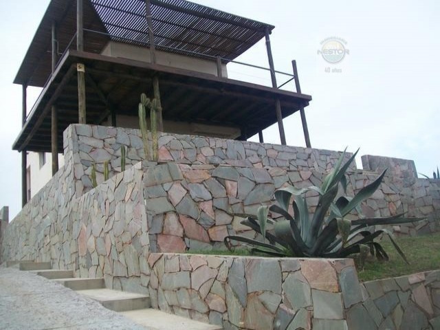 Información de CASAS MS2853 de inmobiliaria AMARRAS en el barrio TIO TOM 
  Casa en Venta zona tío tom Punta Ballena  