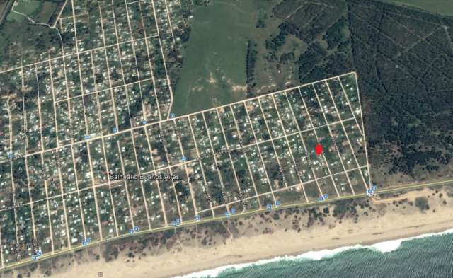 Información de TERRENO YA167 de inmobiliaria AYLIN PROPIEDADES en el barrio BALNEARIO BS AS 
 450m2 a una cuadra de la playa 