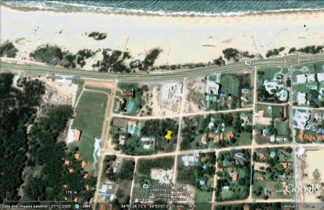 Información de TERRENO SD5163 de inmobiliaria SANTOS DUMONT en el barrio RINCON DEL INDIO 
 TERRENO EN EXCELENTE UBICACION
RINCON DEL INDIO
5252 mts2
U$S 300 EL METRO 2 